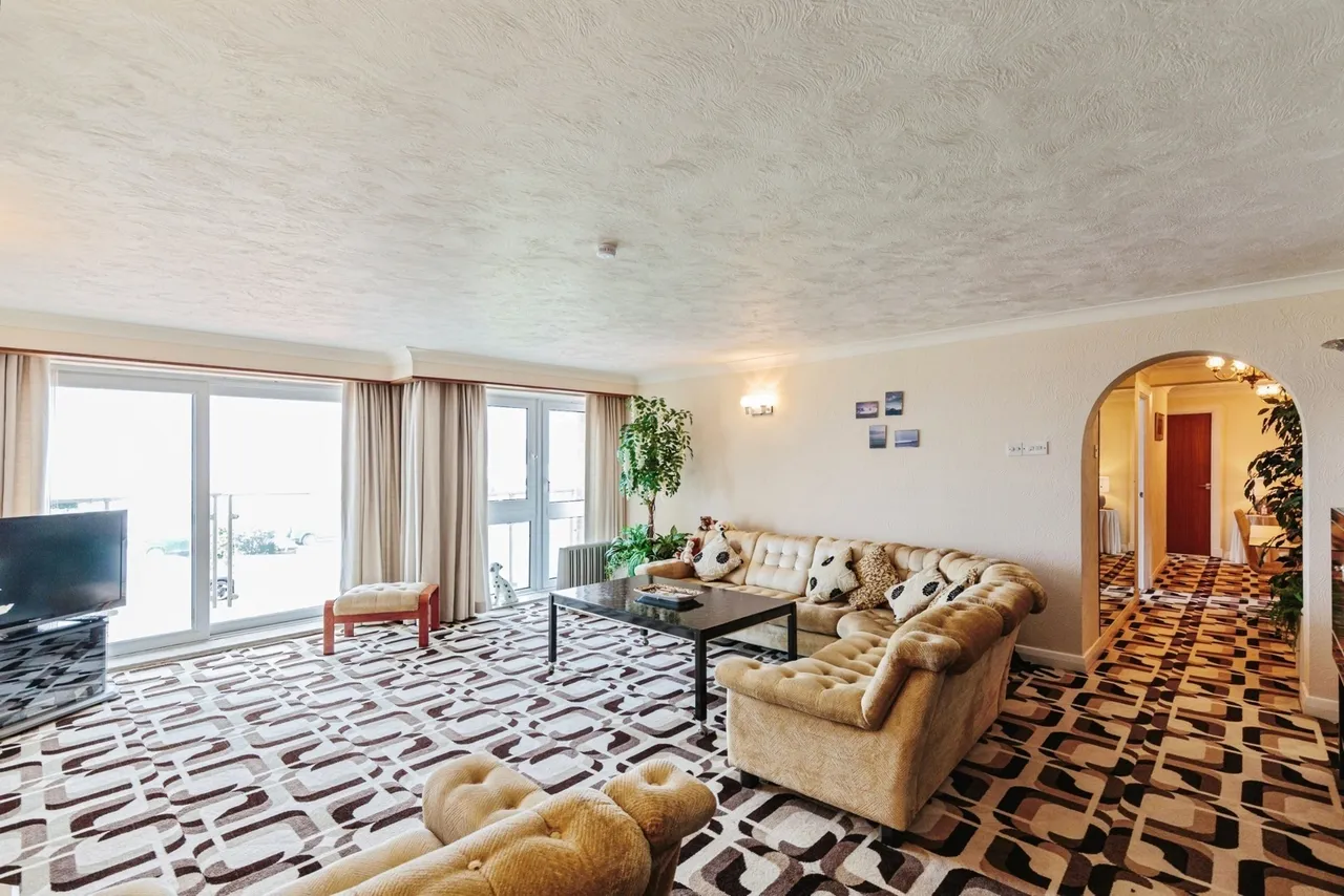 South Promenade, Lytham St. Annes, FY8, photo 3