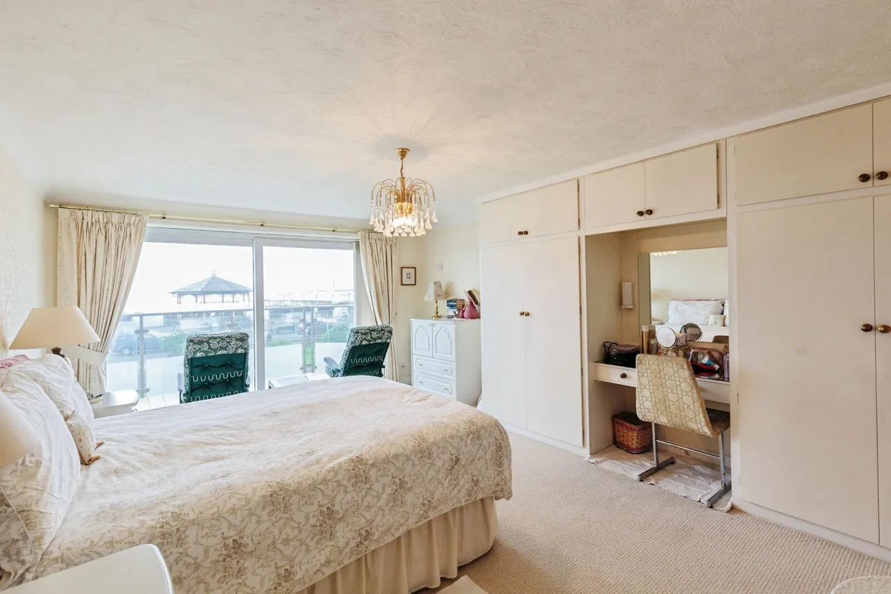 South Promenade, Lytham St. Annes, FY8, photo 12