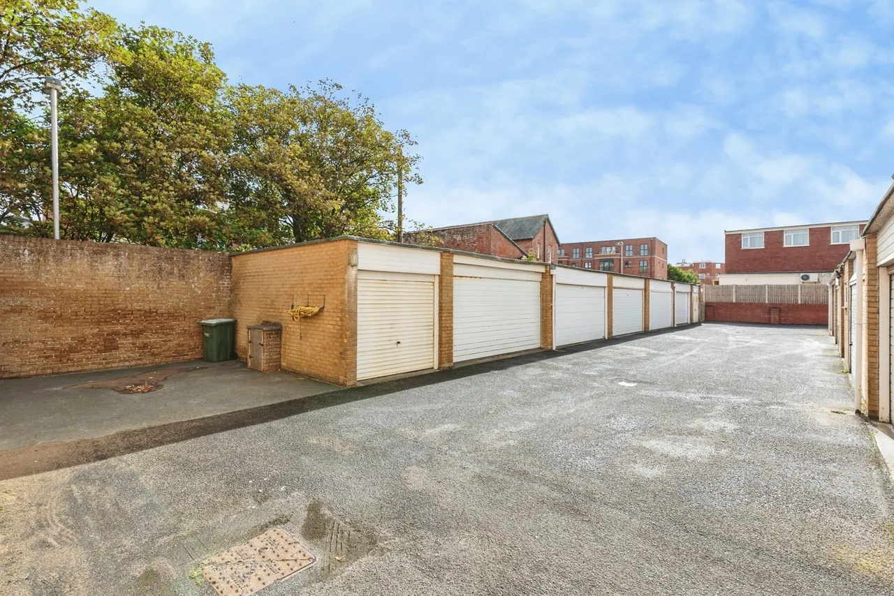 South Promenade, Lytham St. Annes, FY8, photo 19