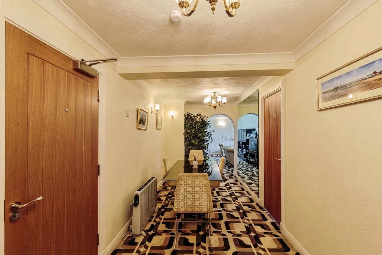 South Promenade, Lytham St. Annes, FY8, photo 5