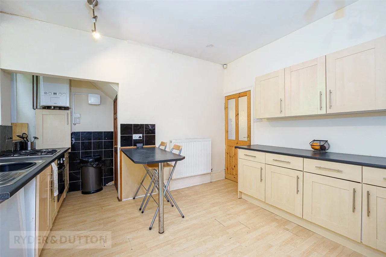 Cowcliffe Hill Road, Cowcliffe, HD2, photo 17