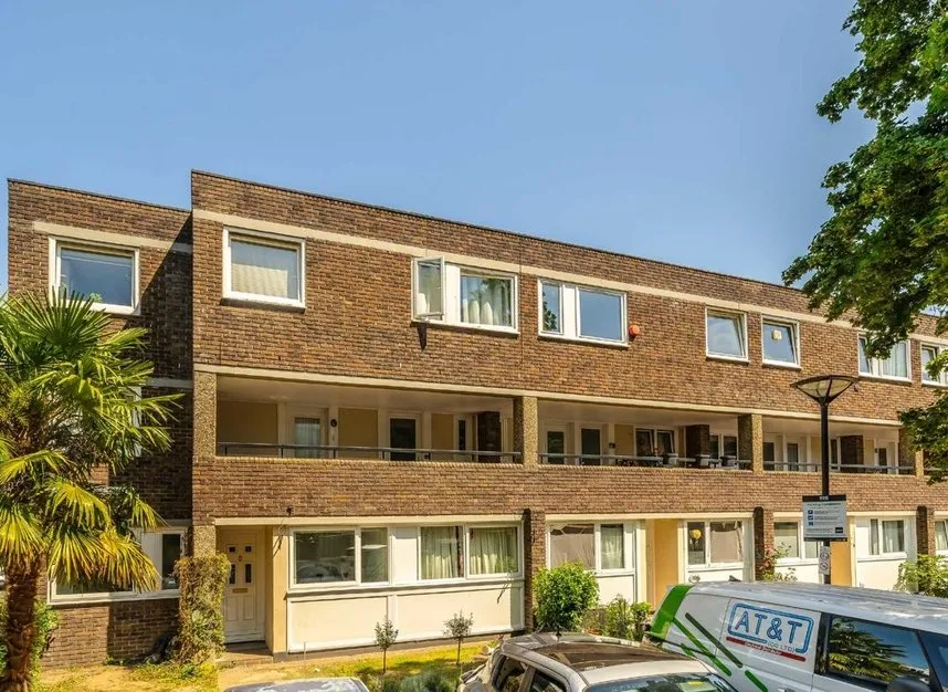 2 bed flat for sale — Augustus Close, Brentford, TW8