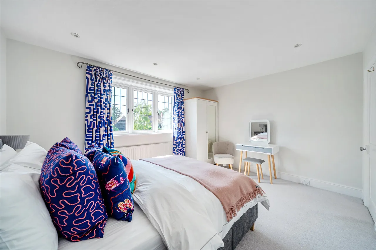 The Street, West Clandon, GU4, photo 14