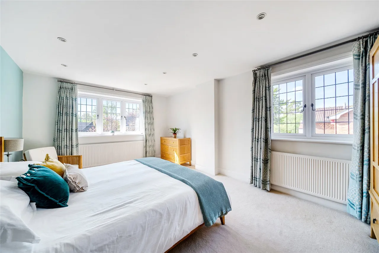 The Street, West Clandon, GU4, photo 11