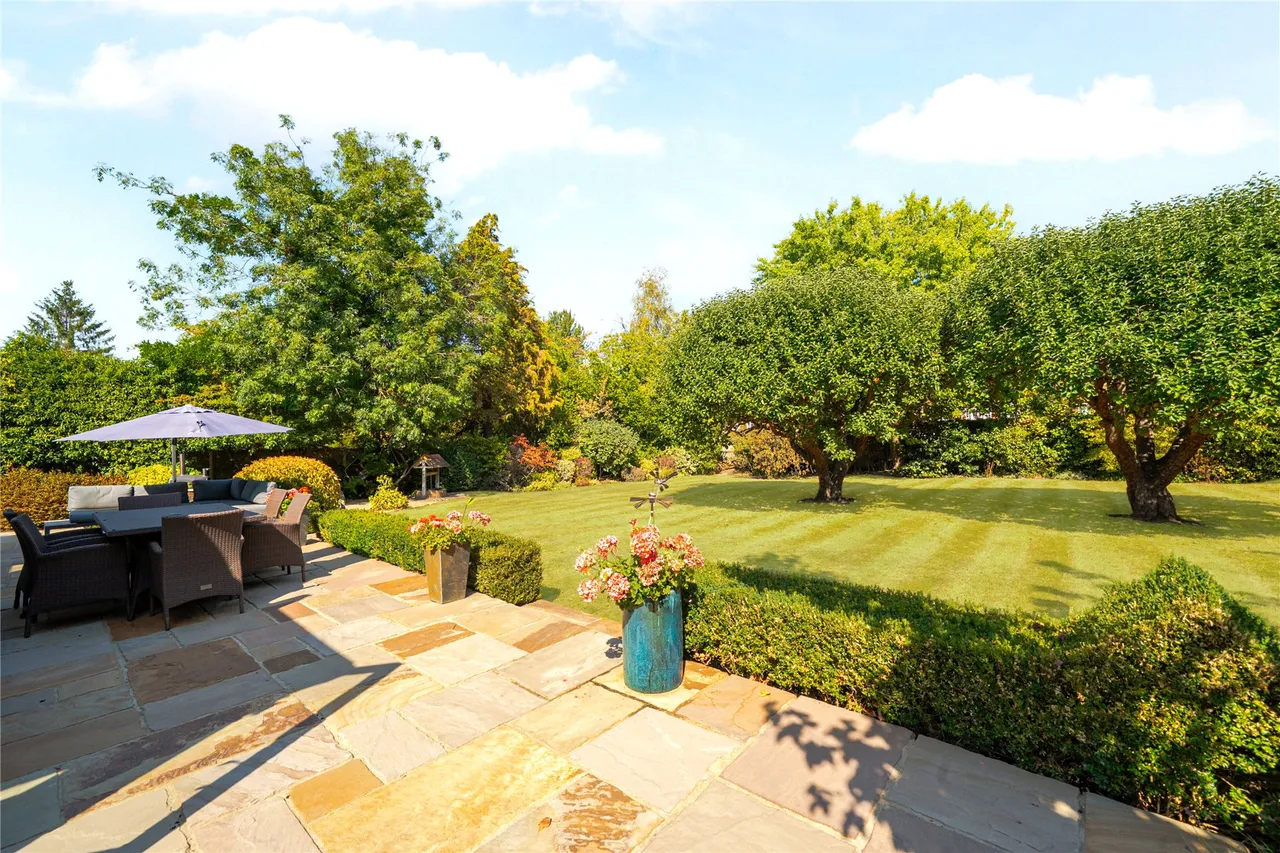 The Street, West Clandon, GU4, photo 21