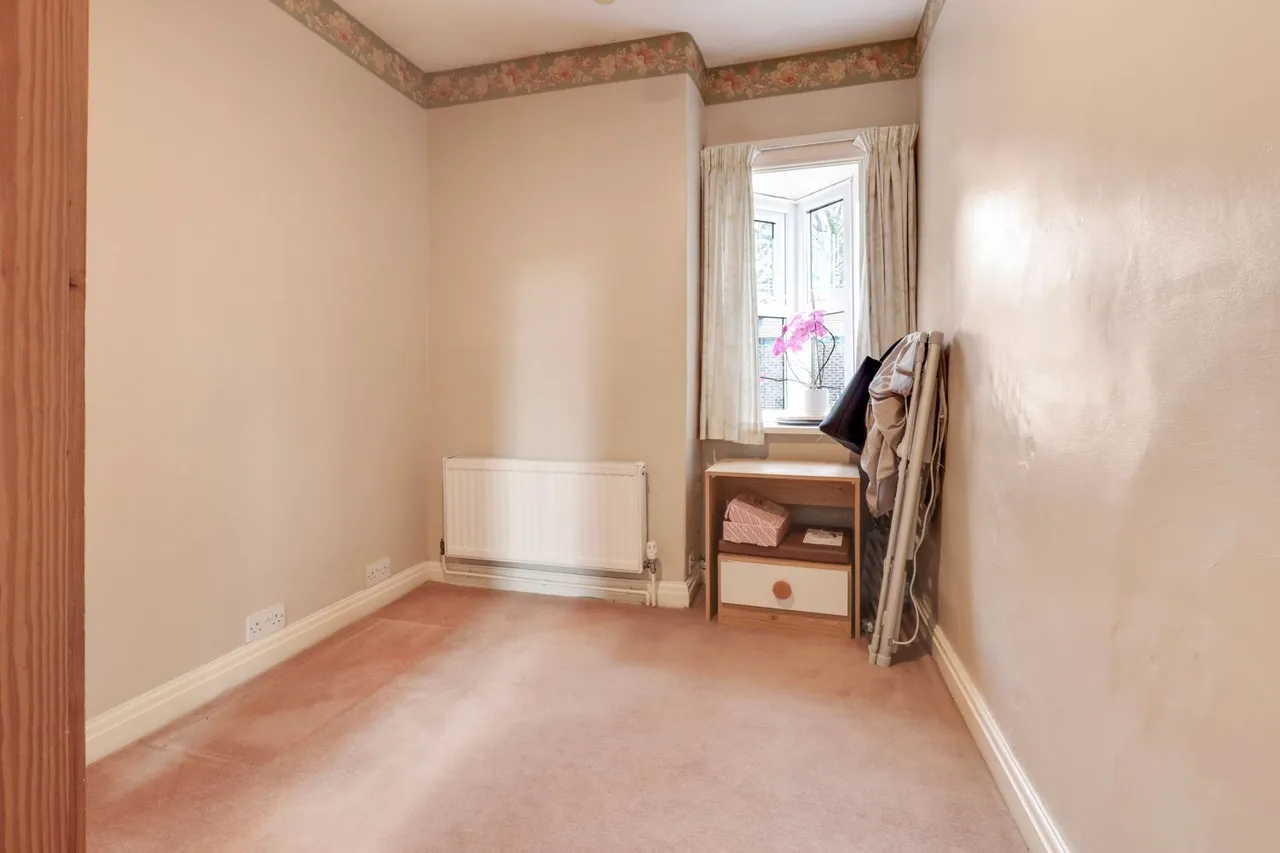 High Street, Horbury, WF4, photo 17