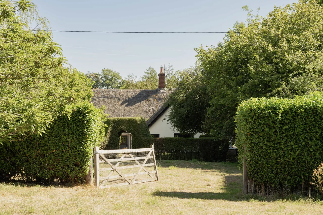 College Road, Thompson, IP24, photo 22