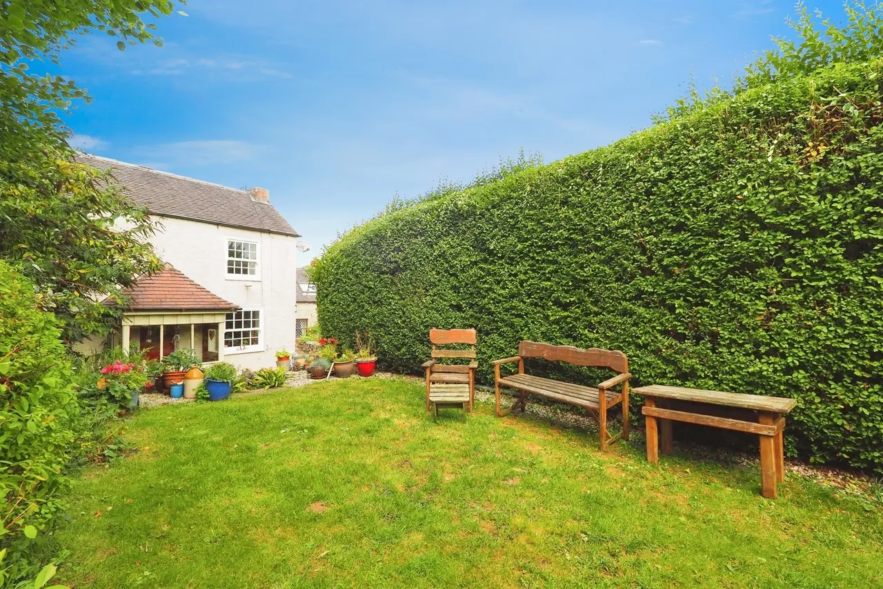 3 bed house for sale, The Alley, Middleton, DE4