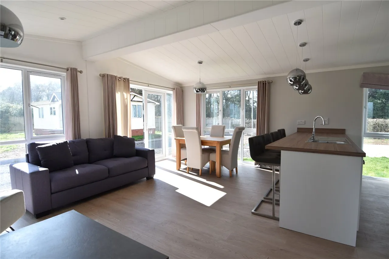 Doverdale Park Homes, Hampton Lovett, Droitwich, Worcestershire, WR9 0NU, photo 4