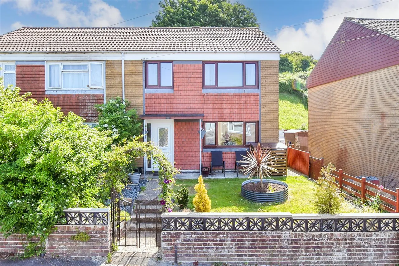 3 bed house for sale, Kimberley Close, Dover, CT16
