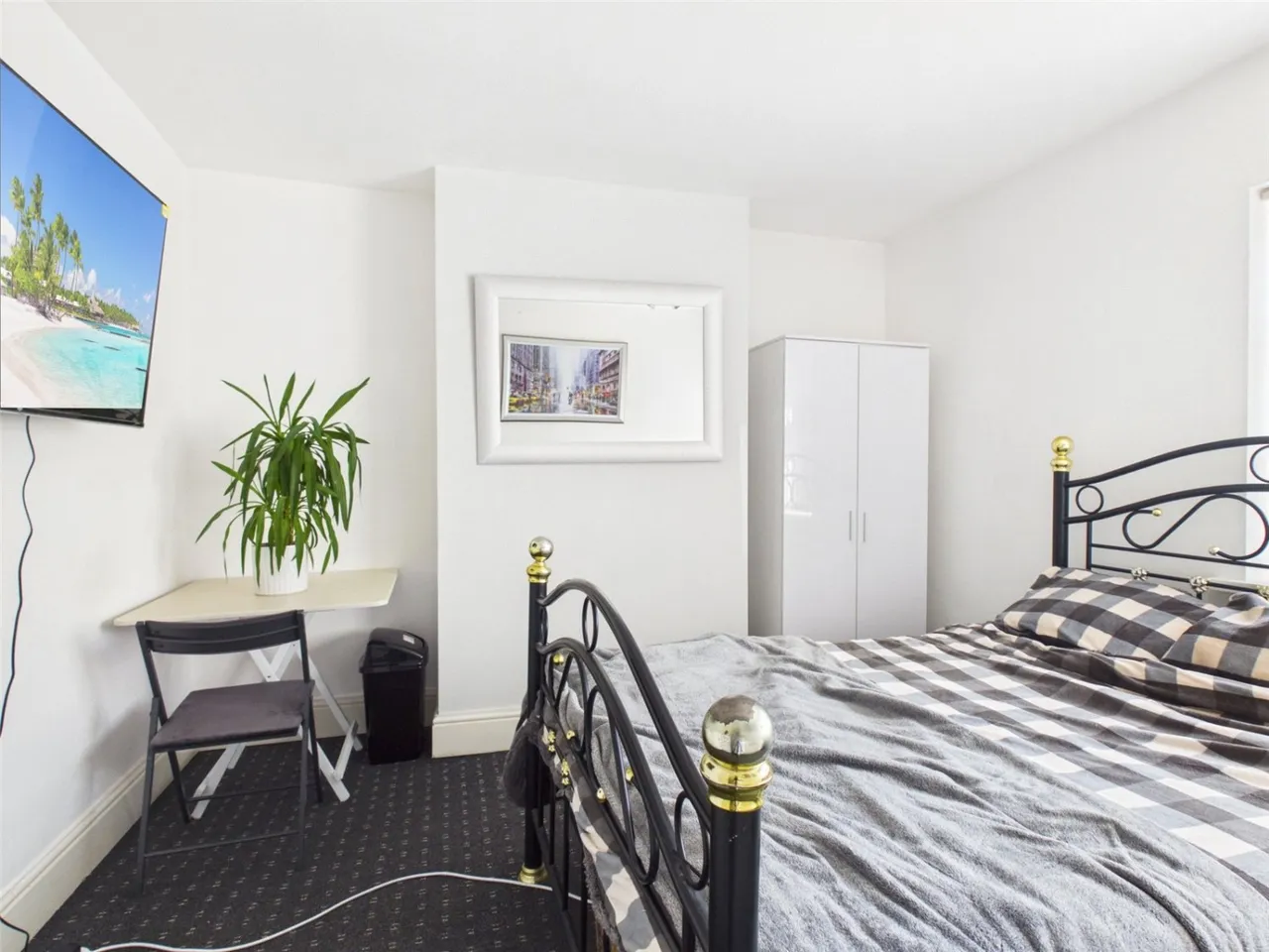 1 bed house to rent, Loscoe Road, Heanor, DE75
