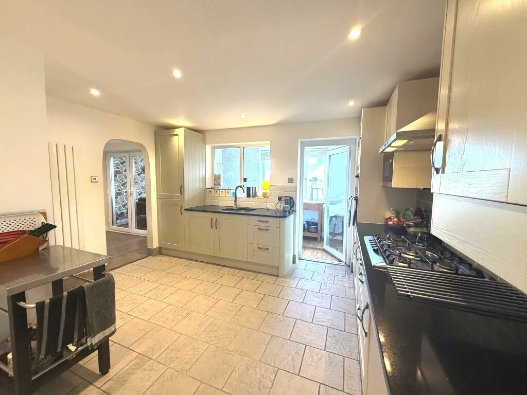 Bracken Court, Harworth, Doncaster, photo 6