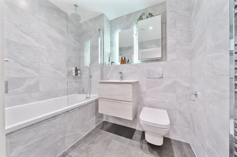 81 Higher Drive, Purley CR8 2HN, photo 11