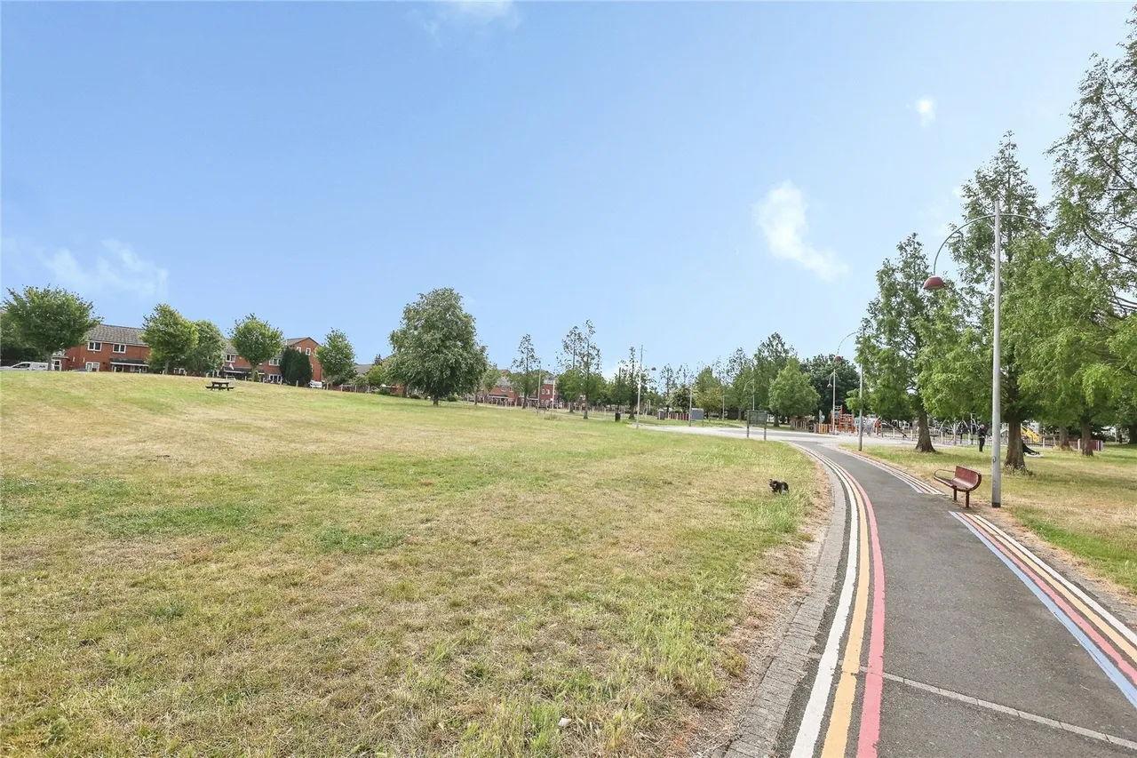 Sumburgh Croft, Birmingham, B35, photo 24