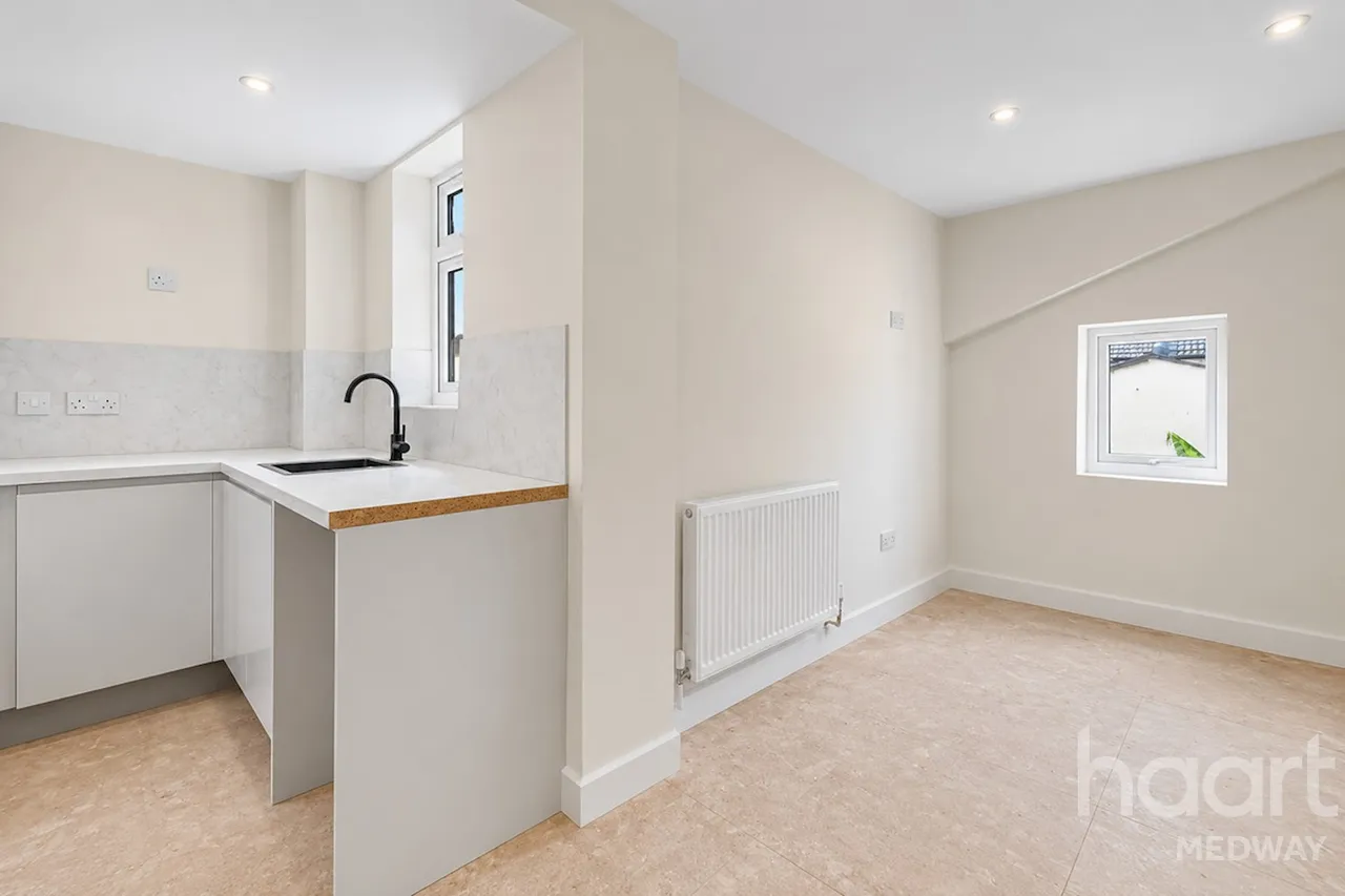 Shakespeare Road, Gillingham, ME7, photo 8