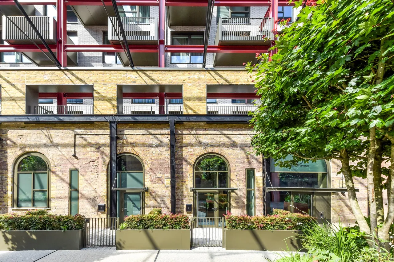 Windsor Square, Royal Arsenal, SE18, photo 16