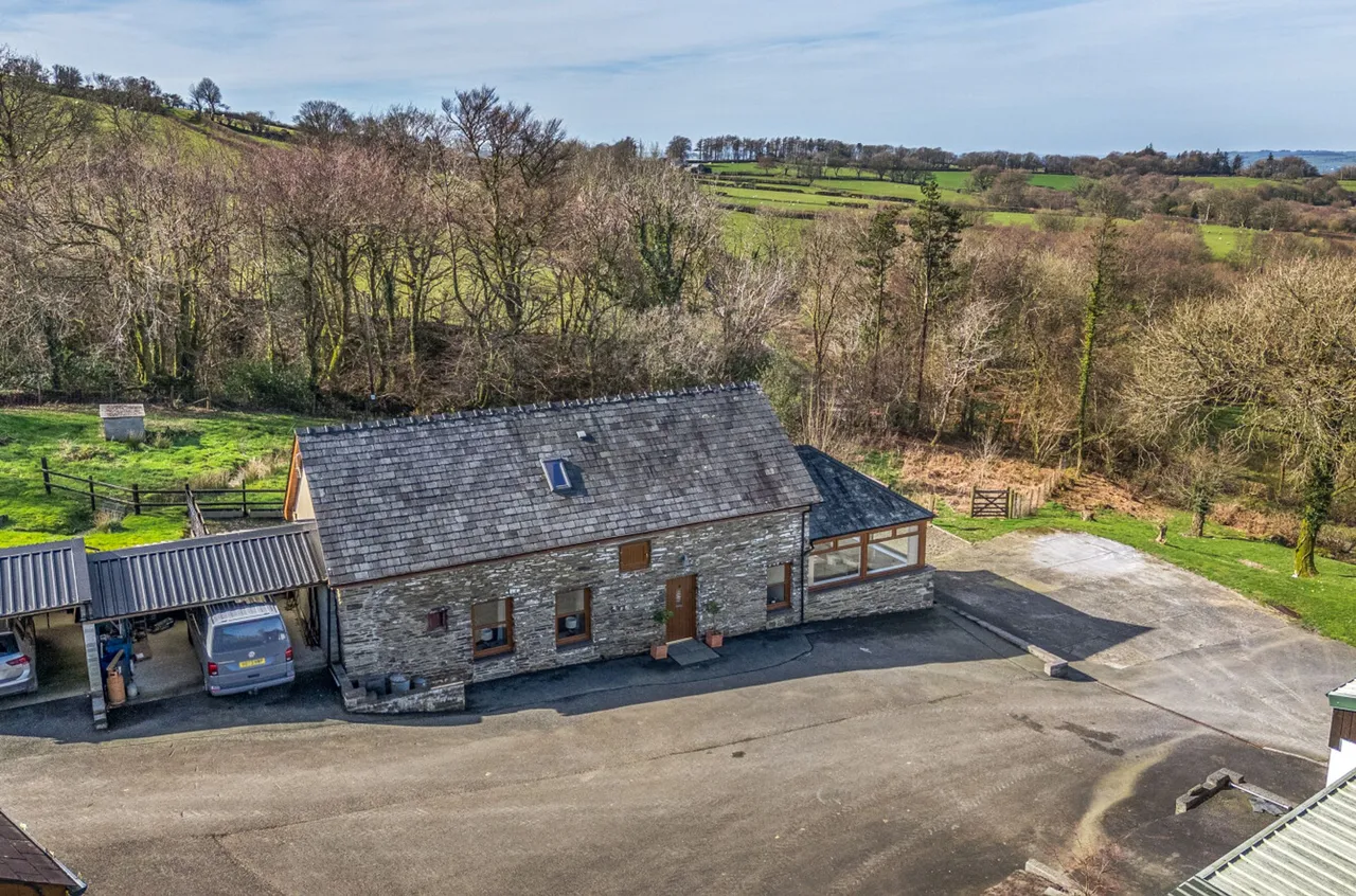 Cwmann, Lampeter, SA48, photo 2