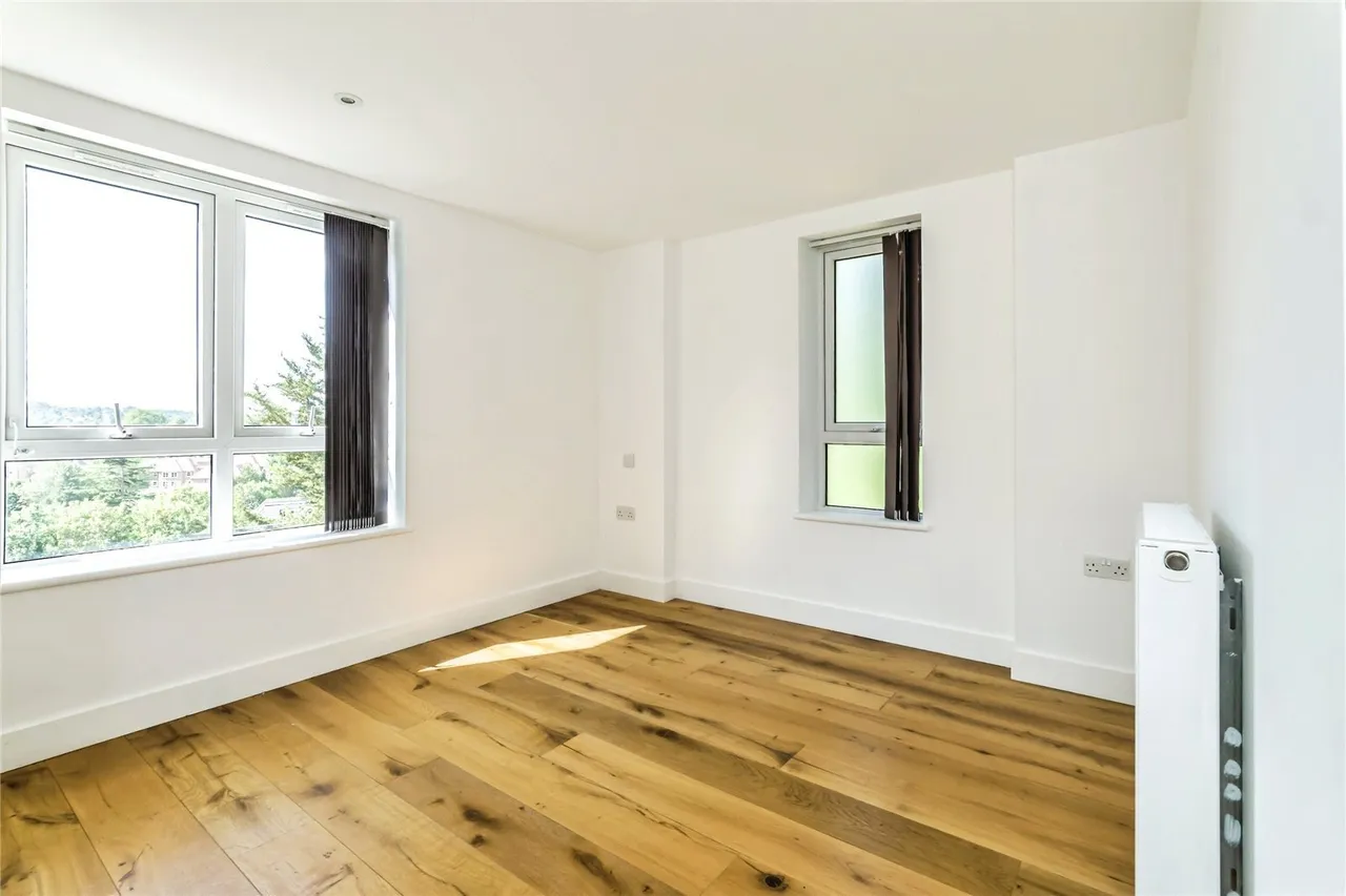 Russell Hill, Purley, CR8, photo 16