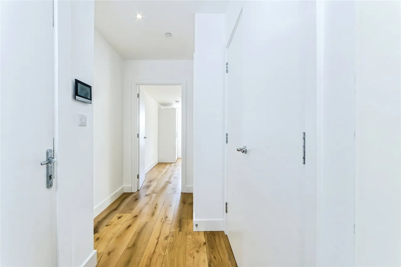 Russell Hill, Purley, CR8, photo 22