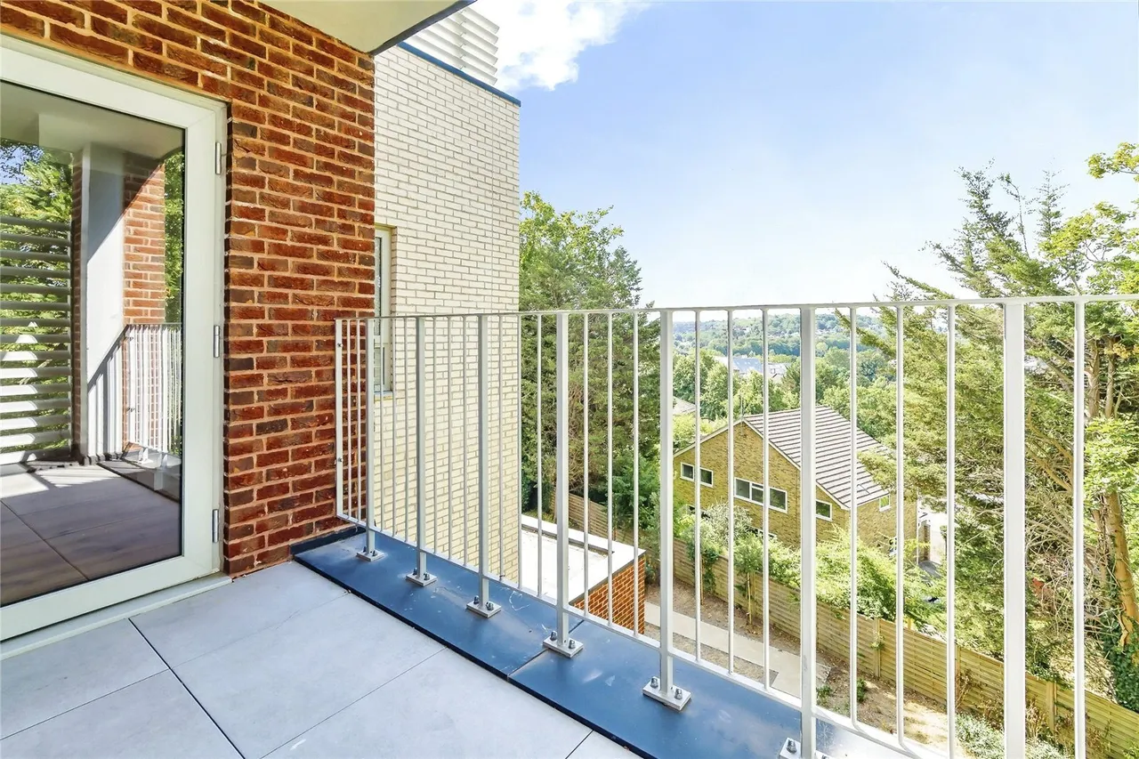 Russell Hill, Purley, CR8, photo 6