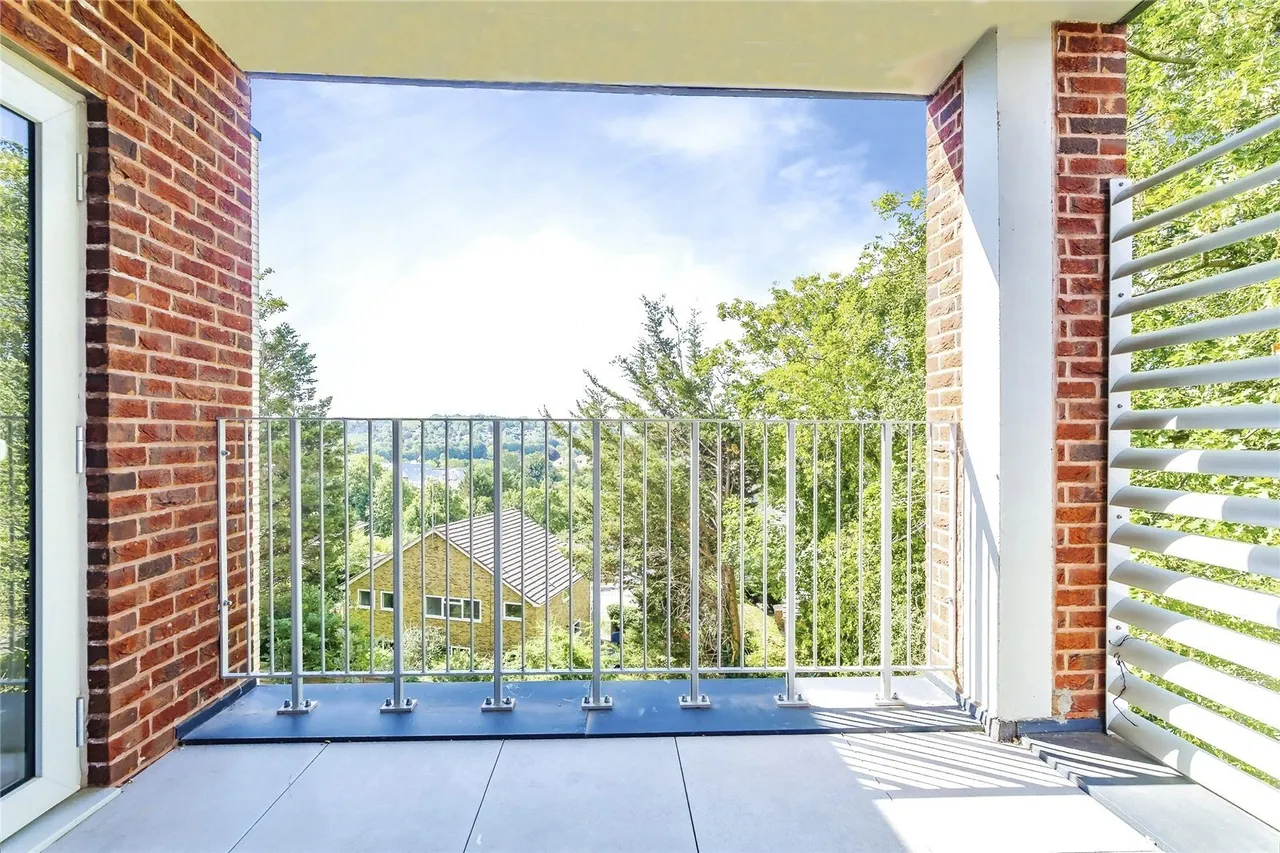 Russell Hill, Purley, CR8, photo 19