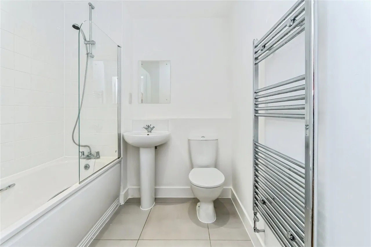 Russell Hill, Purley, CR8, photo 7