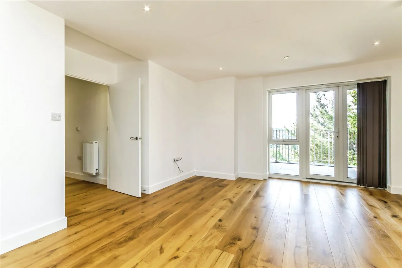 Russell Hill, Purley, CR8, photo 17