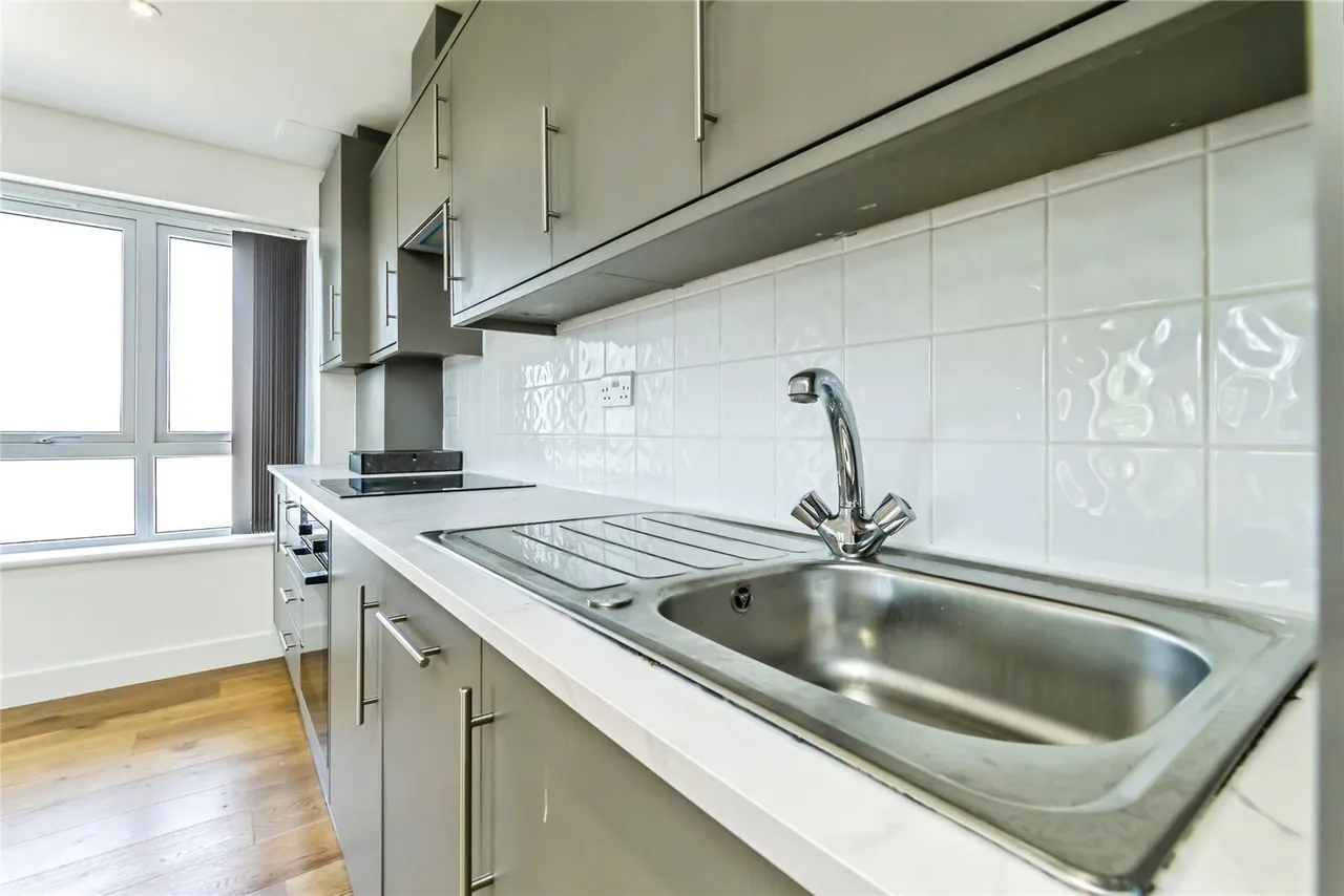 Russell Hill, Purley, CR8, photo 12