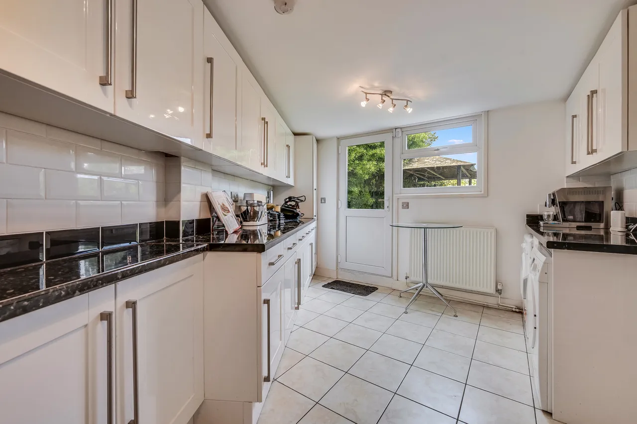 3 North Drive, Great Baddow, Chelmsford, Essex, CM2 7EU, photo 10