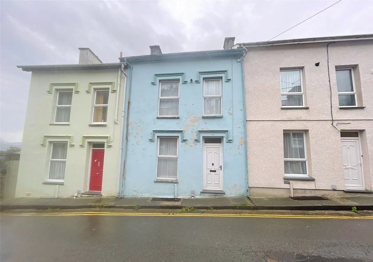 4 bed house for sale, Roche Terrace, Porthmadog, LL49