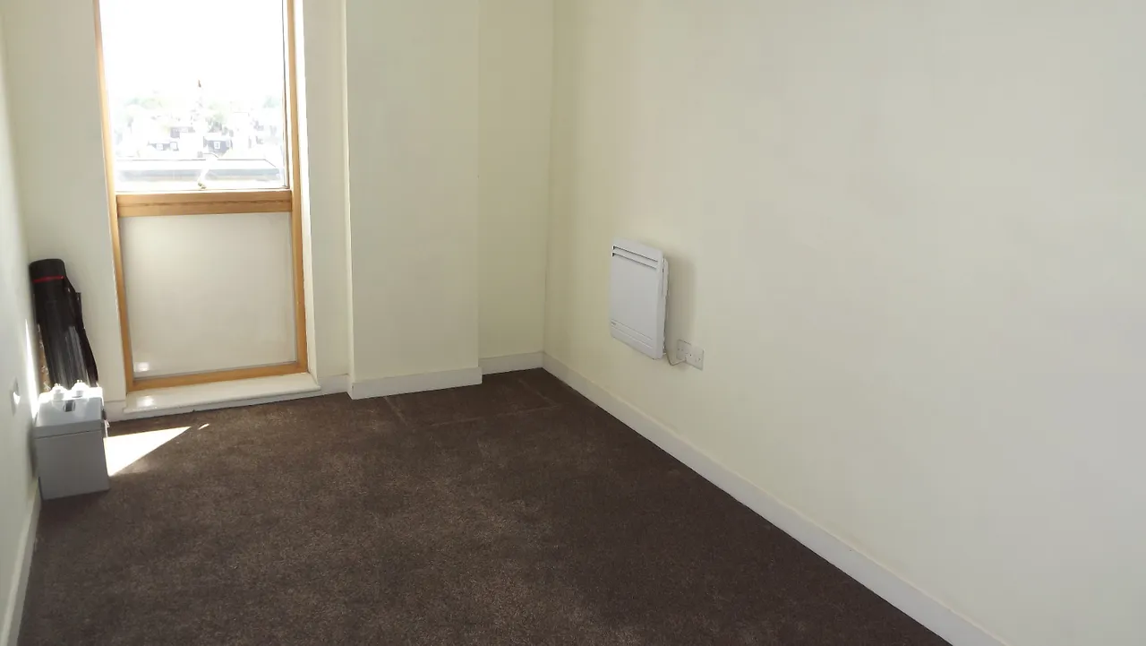 Durnsford Road, London, SW19, photo 9