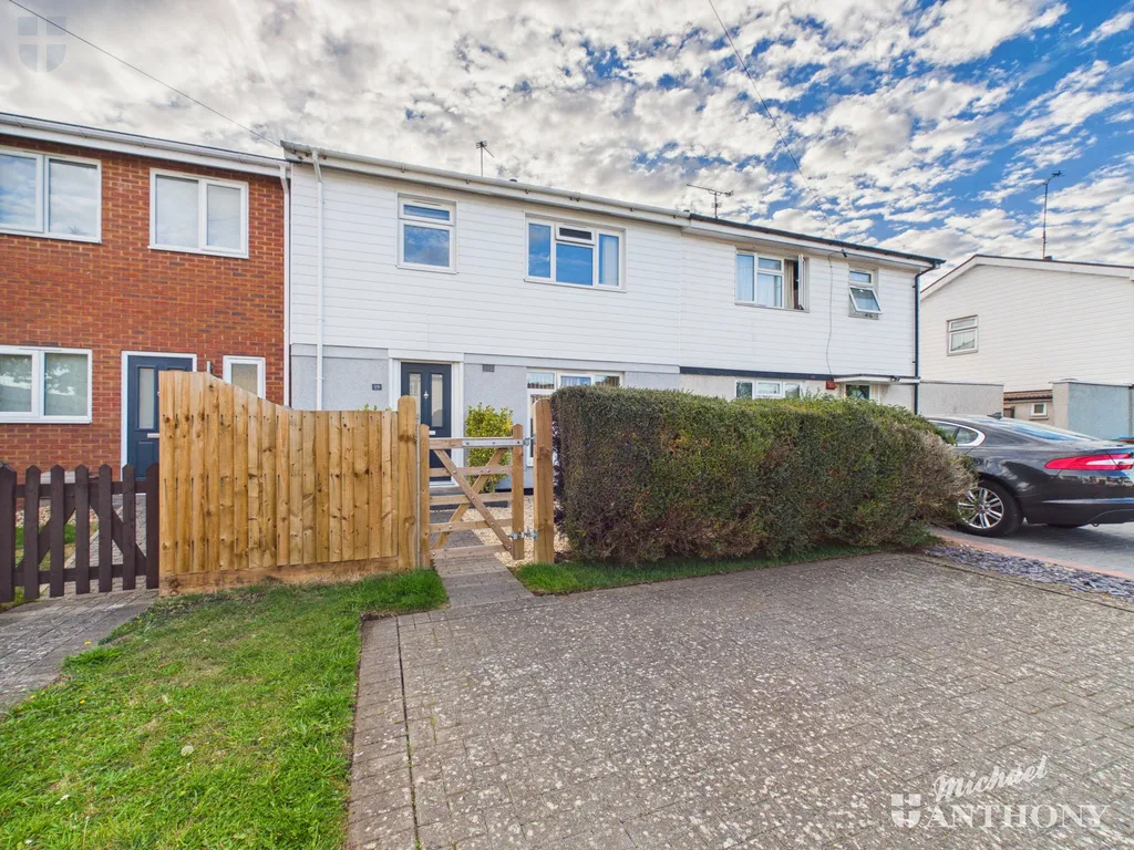 Russell Avenue, Aylesbury, HP21, photo 14