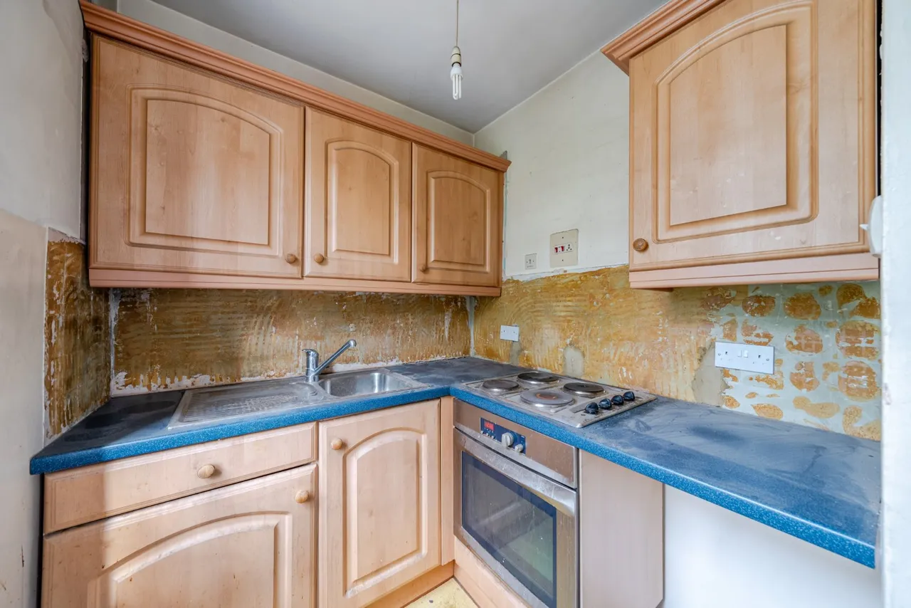Kennington Park Road, Kennington, London, SE11, photo 2