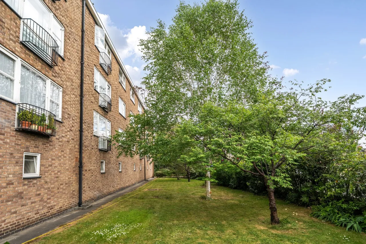 Kennington Park Road, Kennington, London, SE11, photo 6