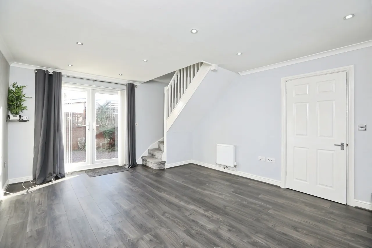 Dreadnought Avenue, Minster on Sea, ME12, photo 3