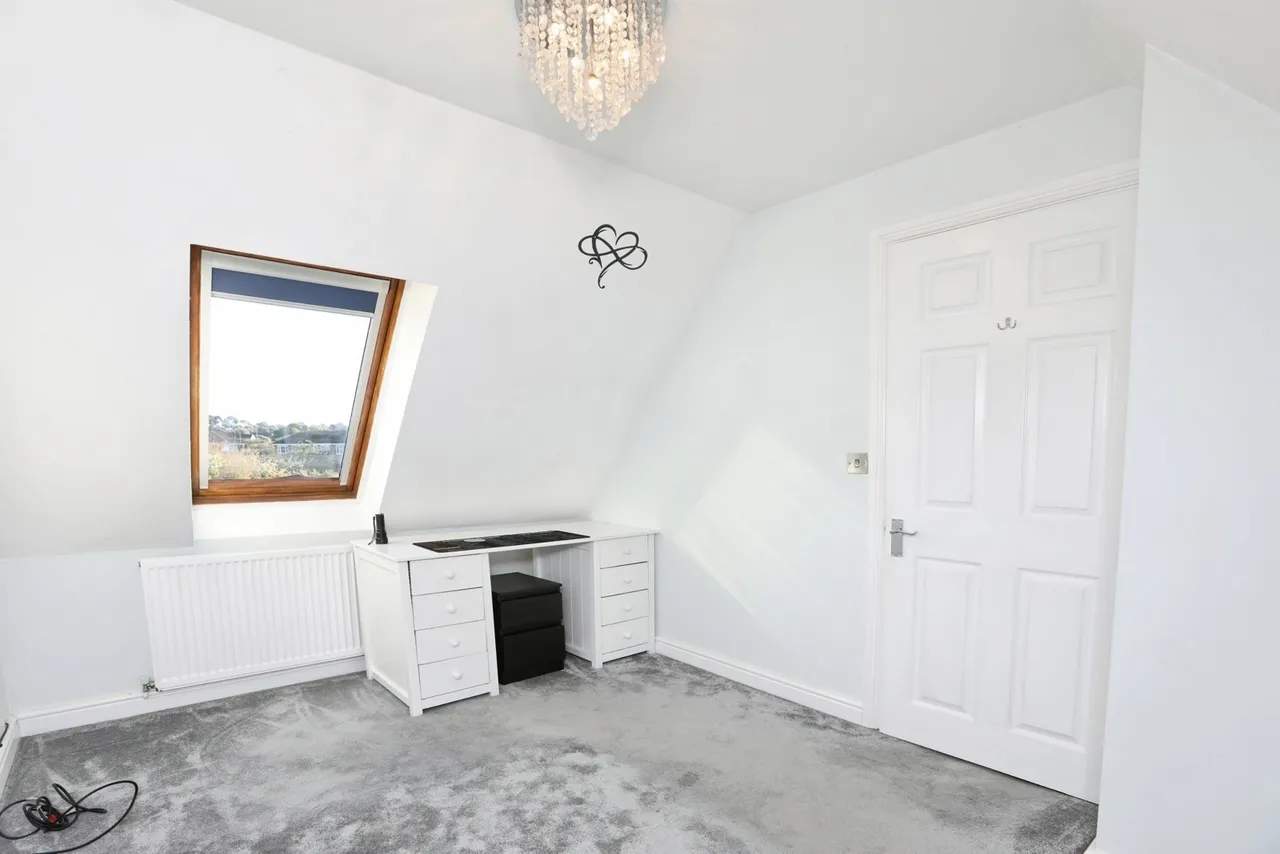 Dreadnought Avenue, Minster on Sea, ME12, photo 8
