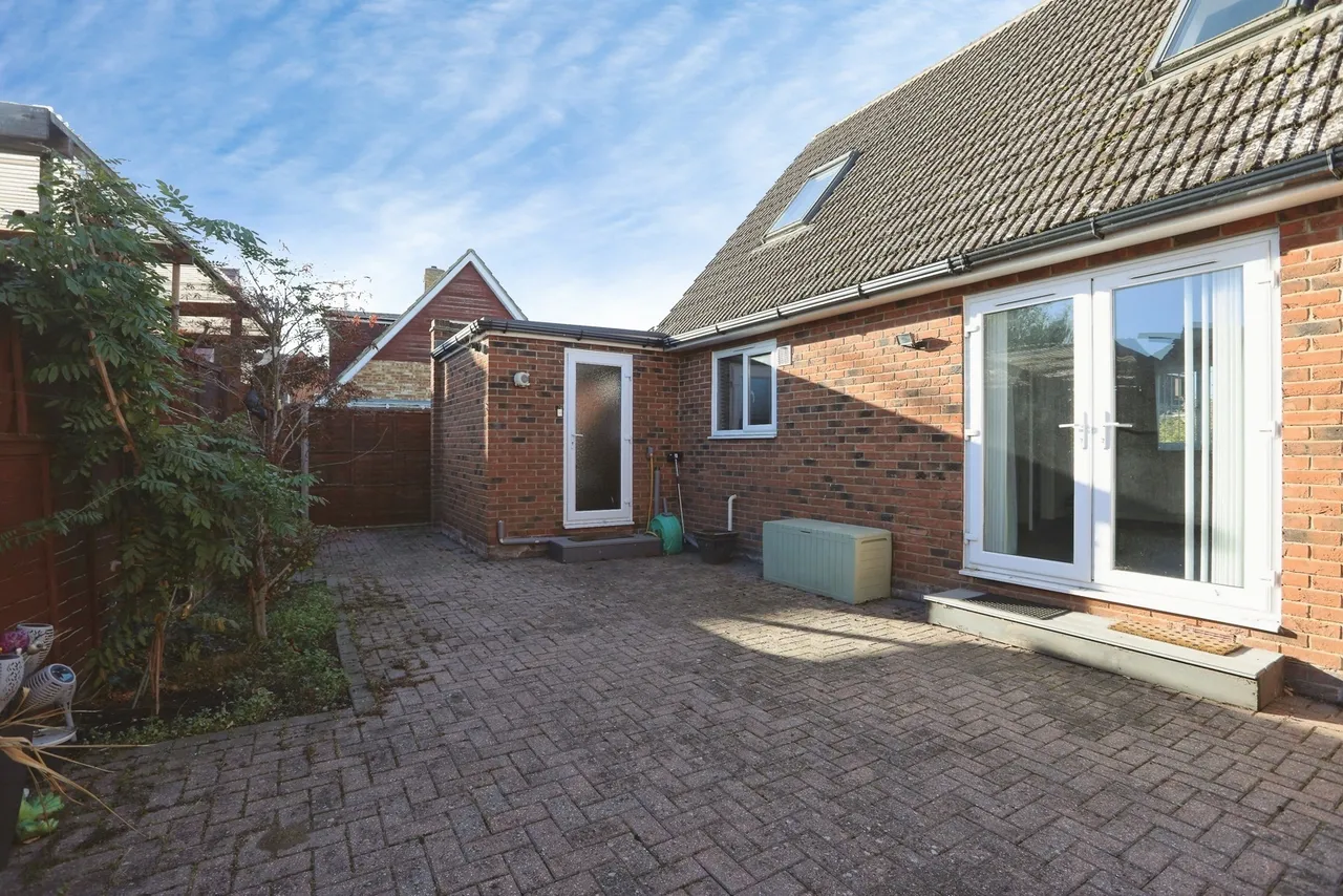Dreadnought Avenue, Minster on Sea, ME12, photo 11