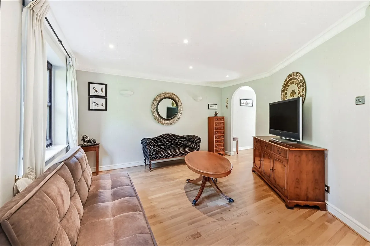 Albemarle Park, Albemarle Road, Beckenham, BR3, photo 3