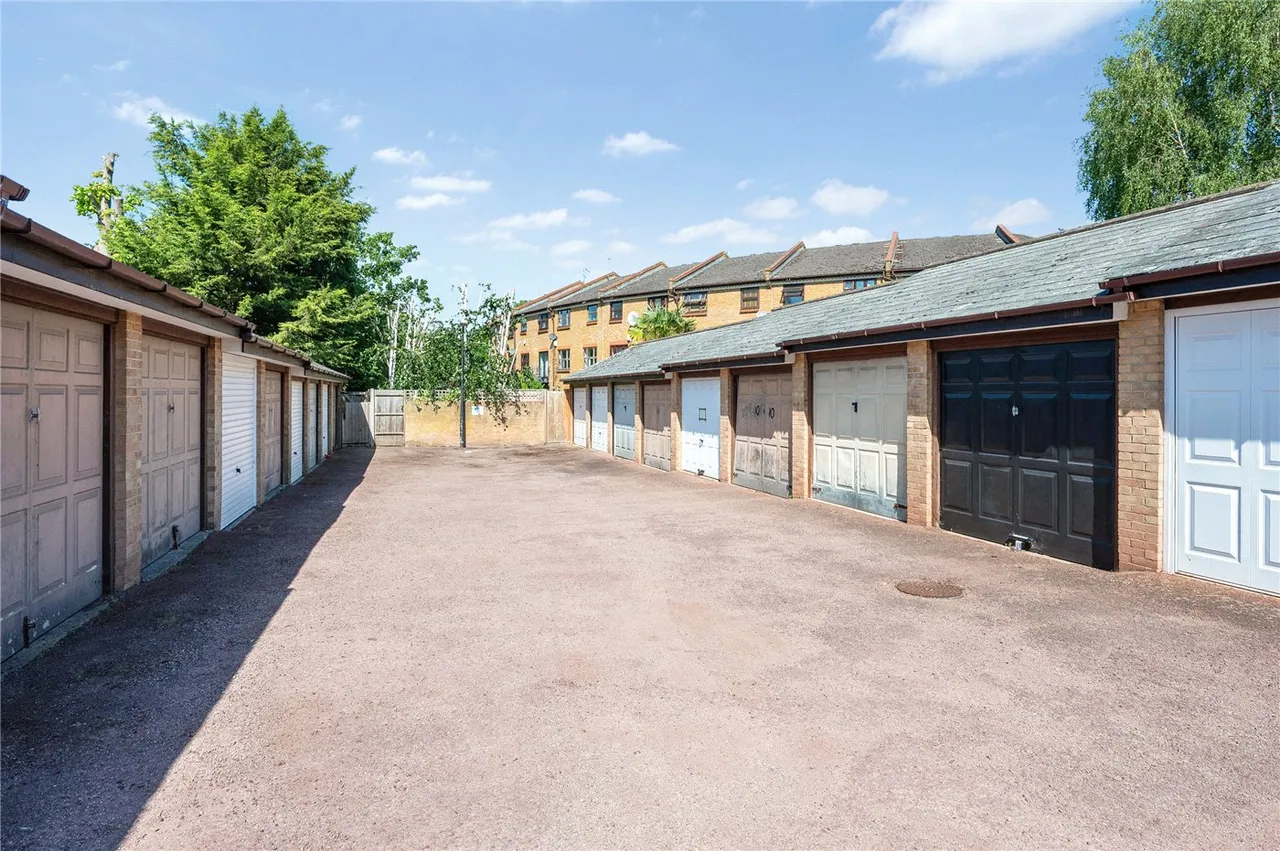 Albemarle Park, Albemarle Road, Beckenham, BR3, photo 12