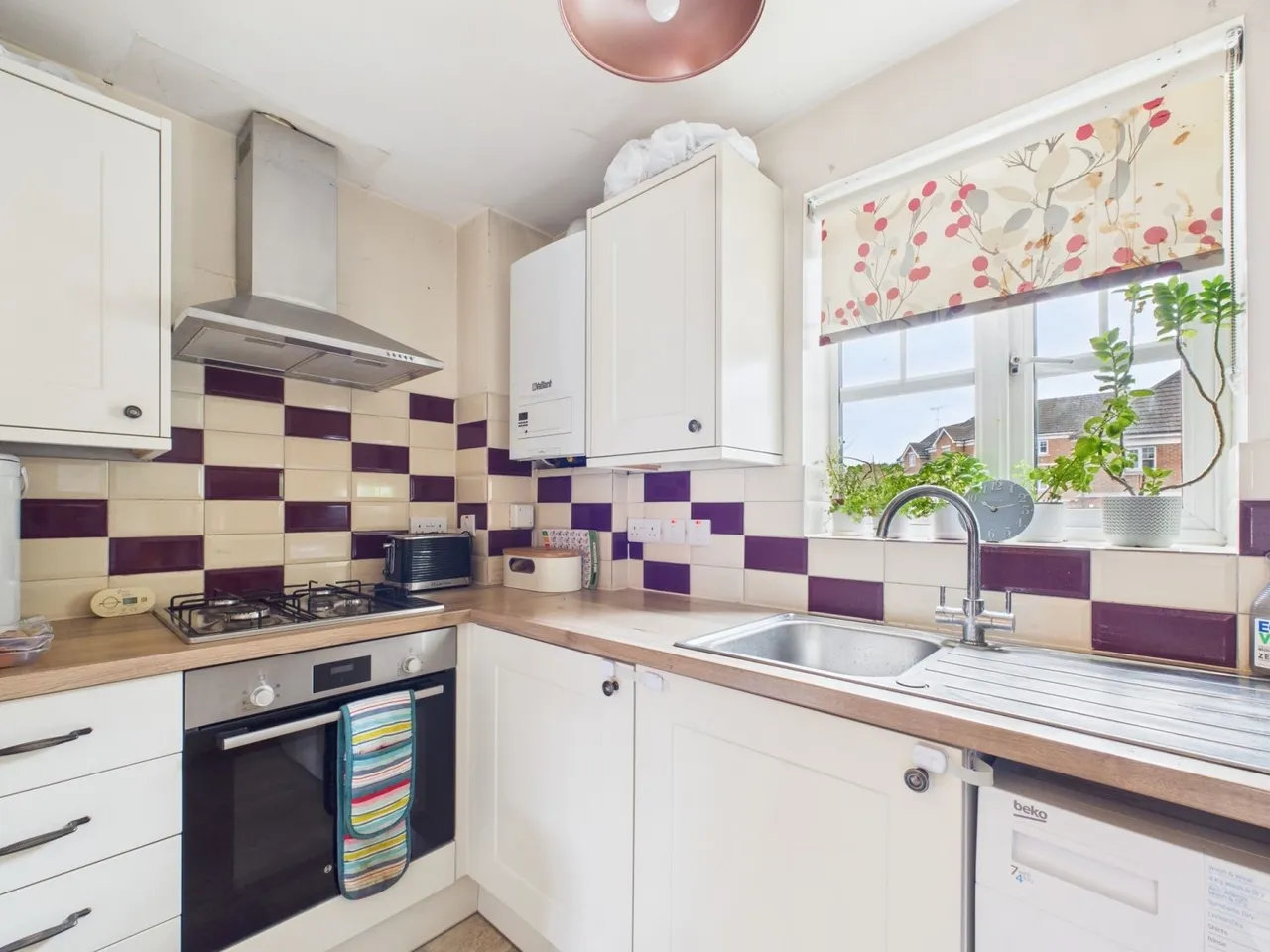Symphony Close, Edgware, HA8, photo 2