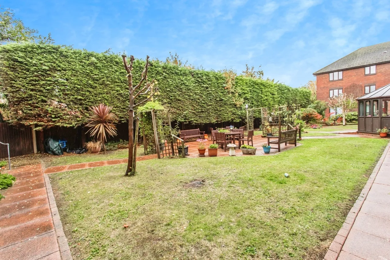 Martins Court, Stadium Road, Southend-On-Sea, Essex, SS2, photo 6