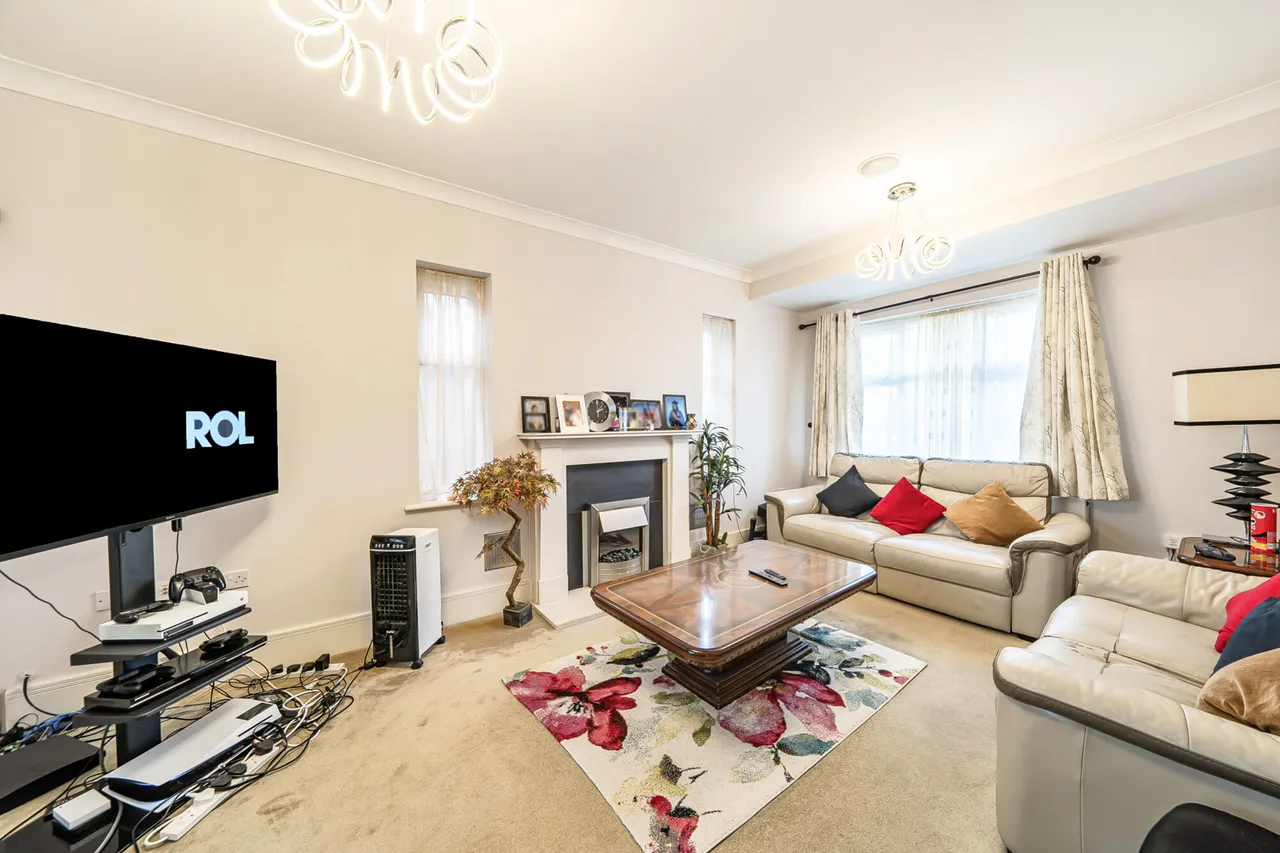 Fauna Close, Stanmore, HA7, photo 3