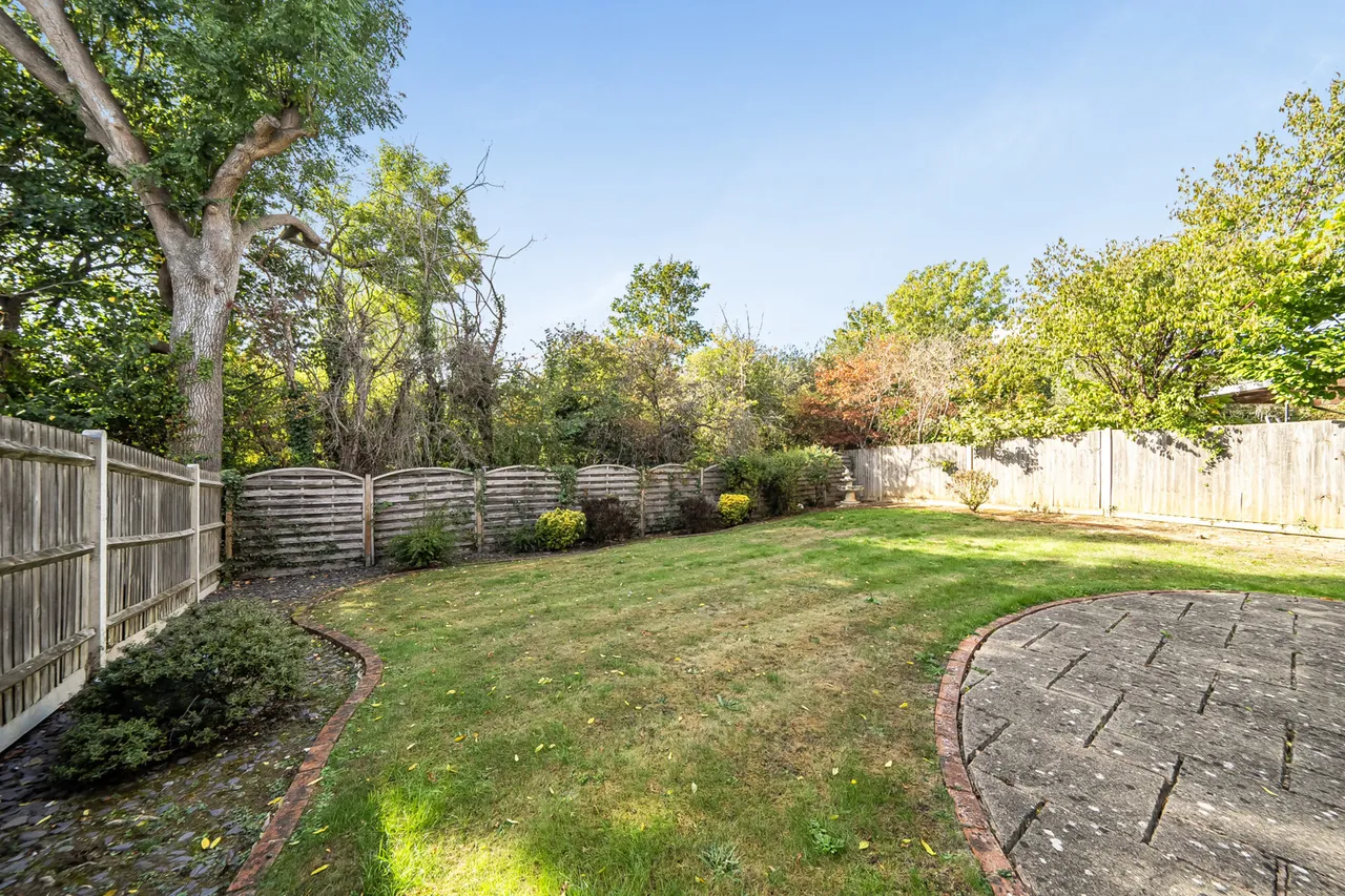 Fauna Close, Stanmore, HA7, photo 11
