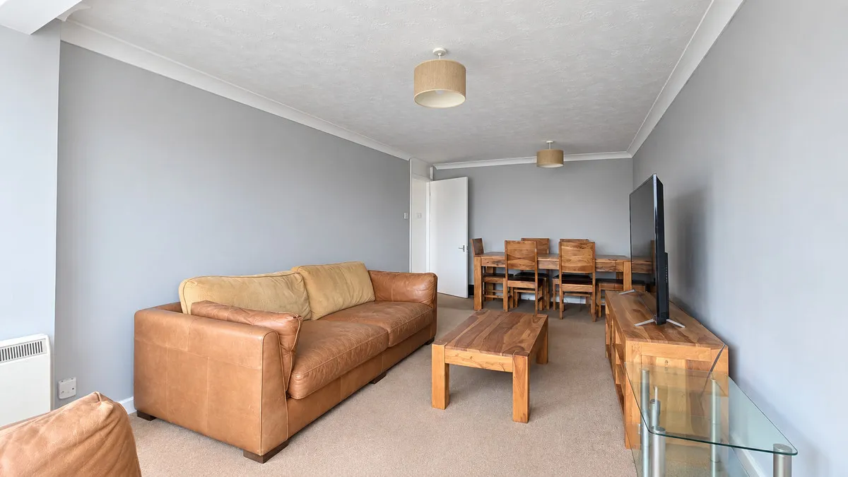 Winston Close, Romford, RM7, photo 6