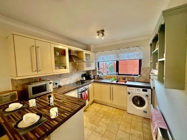 Ashleigh Manor, Belfast, BT9, photo 4