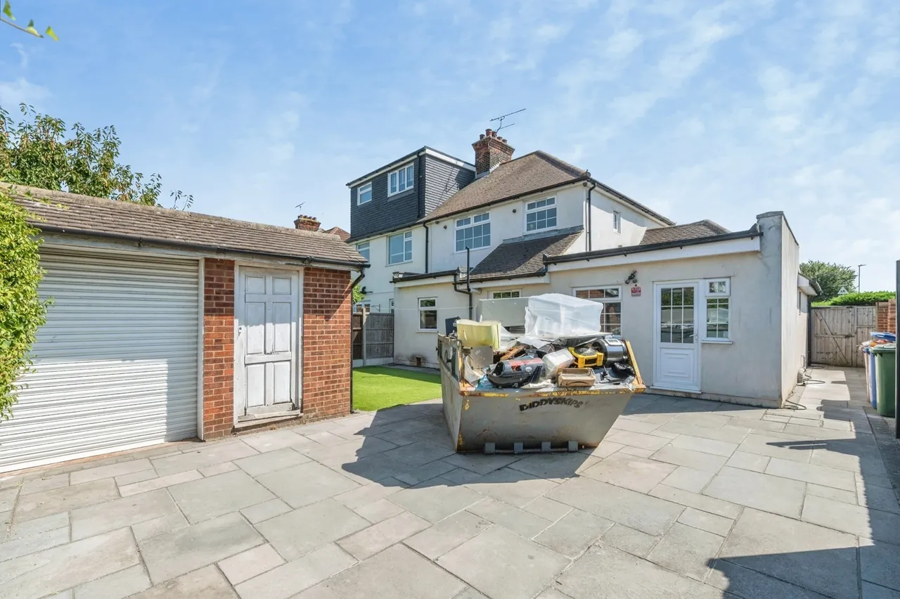 Long Lane, Grays, Essex, RM16, photo 3