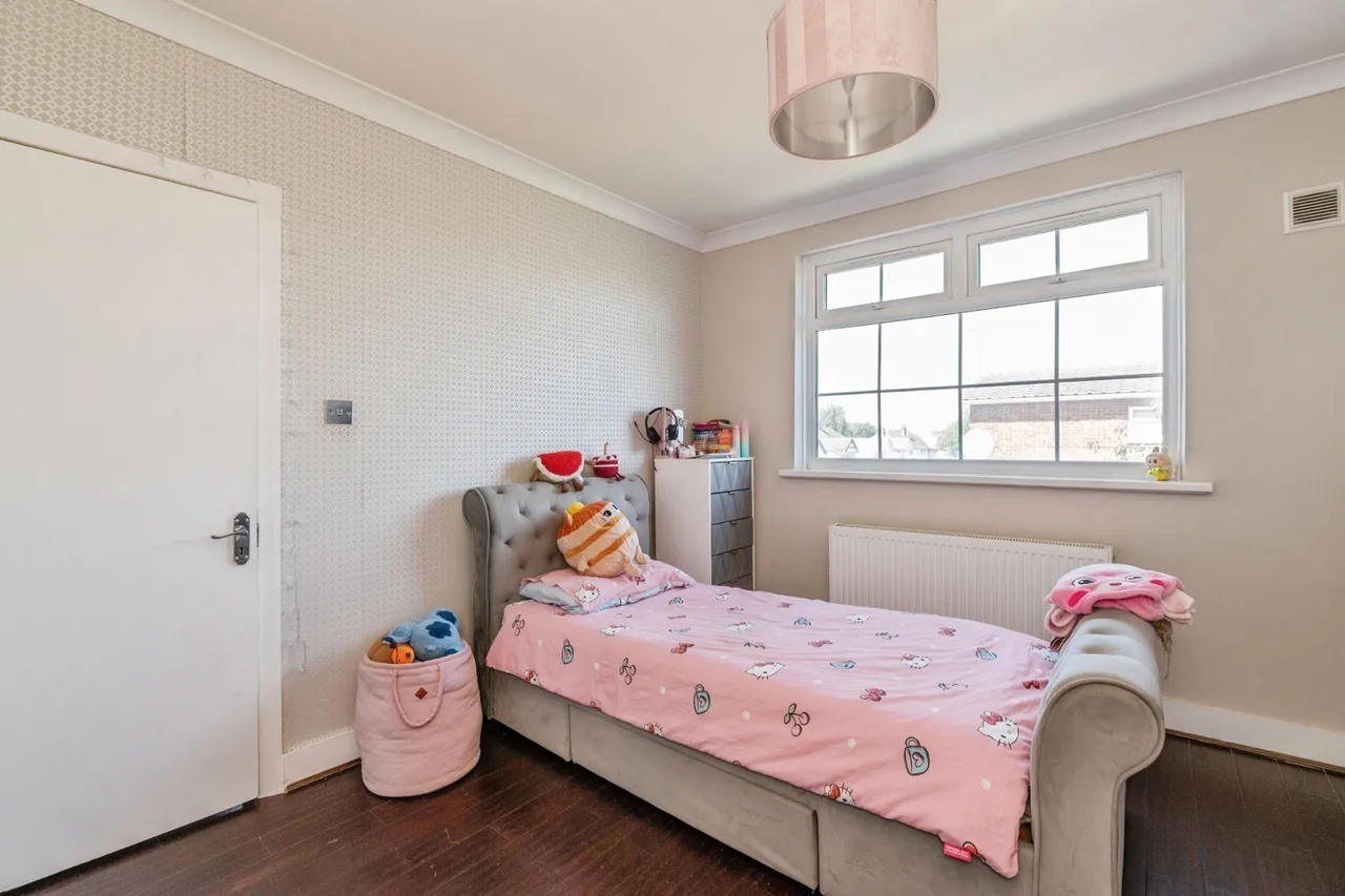 Long Lane, Grays, Essex, RM16, photo 22