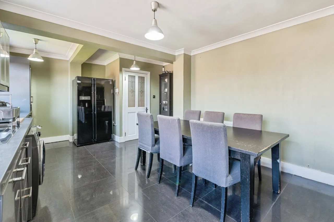 Long Lane, Grays, Essex, RM16, photo 12