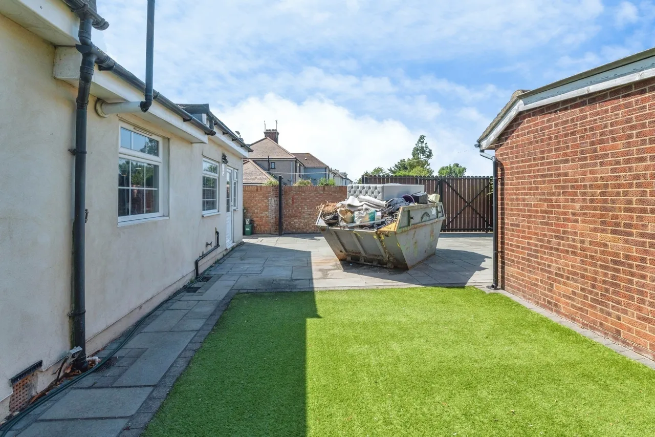Long Lane, Grays, Essex, RM16, photo 26