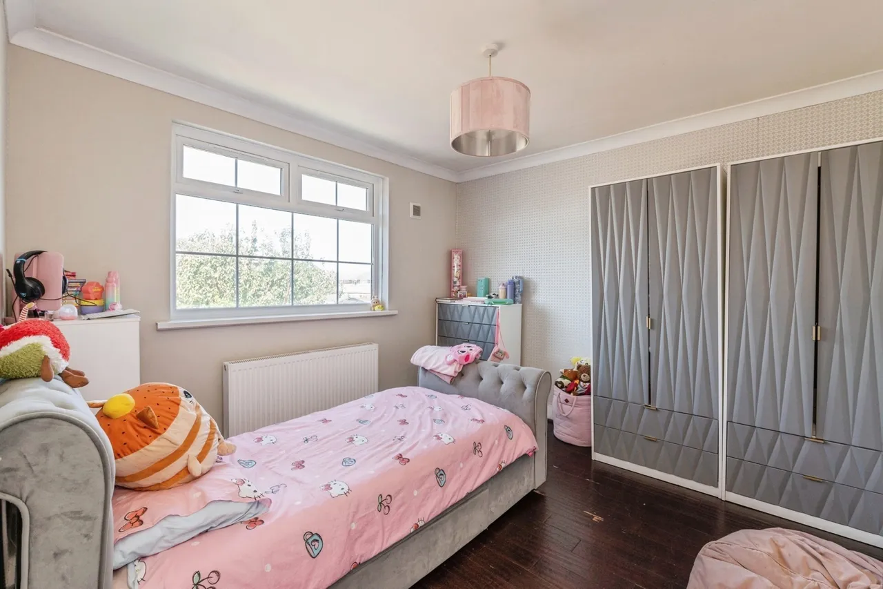 Long Lane, Grays, Essex, RM16, photo 23